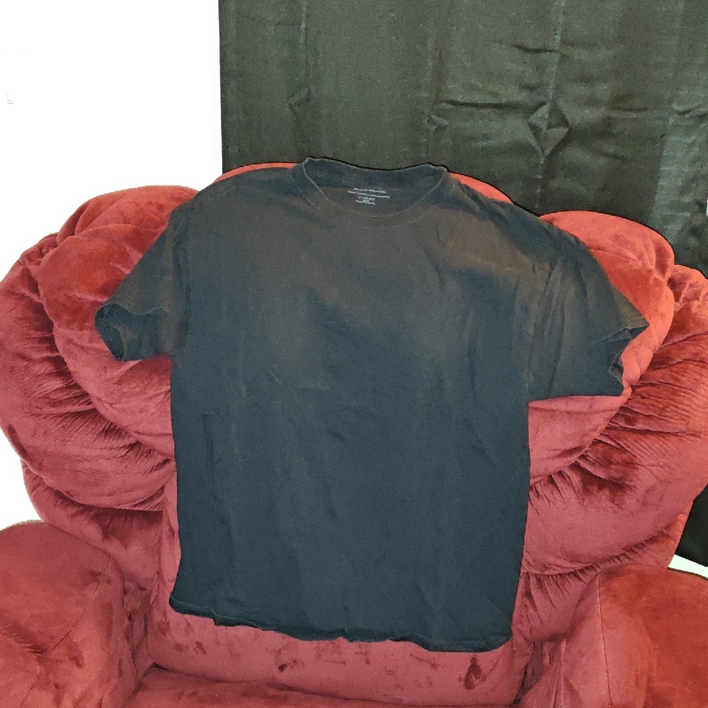 Gildan Classic Black Short Sleeve Tee